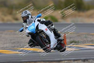 media/Jan-15-2023-SoCal Trackdays (Sun) [[c1237a034a]]/Turn 3 (1115am)/